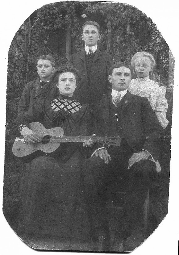 Amazing Old Hinson Family Photo